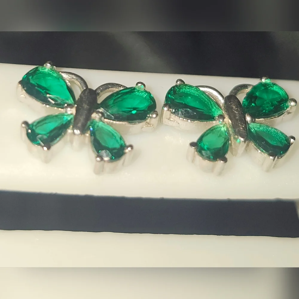 925 Sterling Silver- Green Gem Stone Butterfly/ Dragonfly Post Back Earring‎ NEW